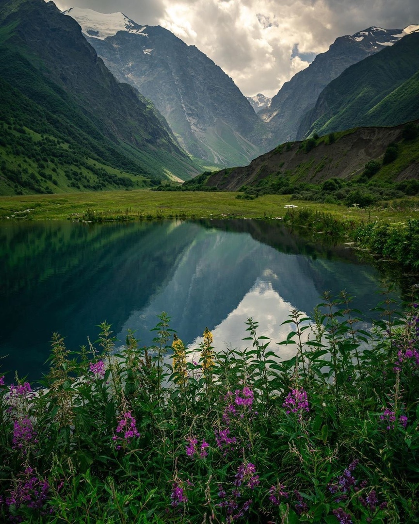 North Ossetia Alania - The photo, Nature, Russia, North Ossetia Alania, The mountains, Sky, Clouds, Flowers, Horses, Lake, Forest, Longpost