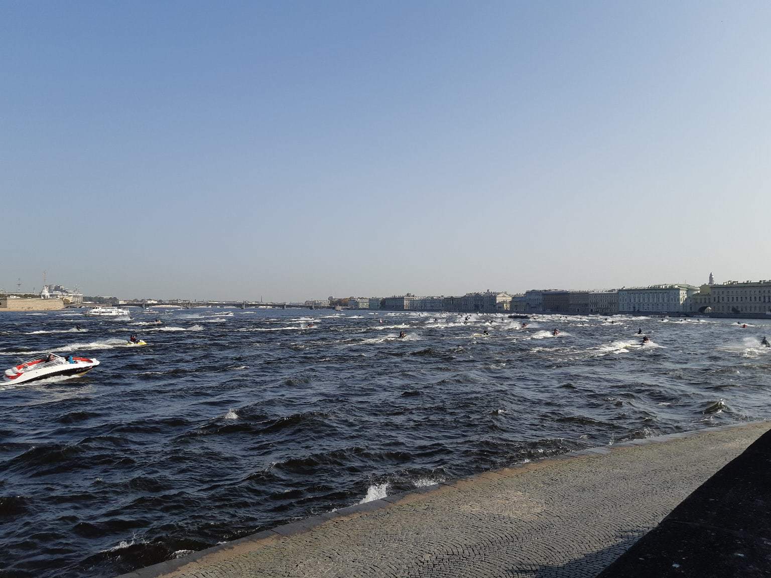 Neva River. Jet skis. St. Petersburg, September 27, 2020 - My, Jet ski, Neva River, Neva, Saint Petersburg, The photo, Tourism Day, Closing the season, Longpost