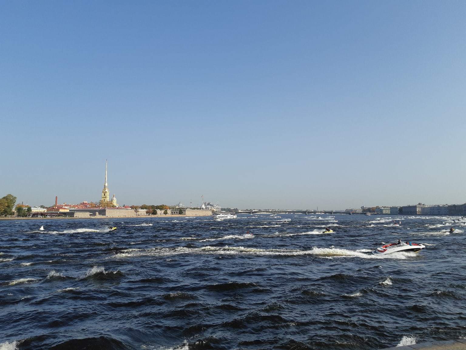 Neva River. Jet skis. St. Petersburg, September 27, 2020 - My, Jet ski, Neva River, Neva, Saint Petersburg, The photo, Tourism Day, Closing the season, Longpost