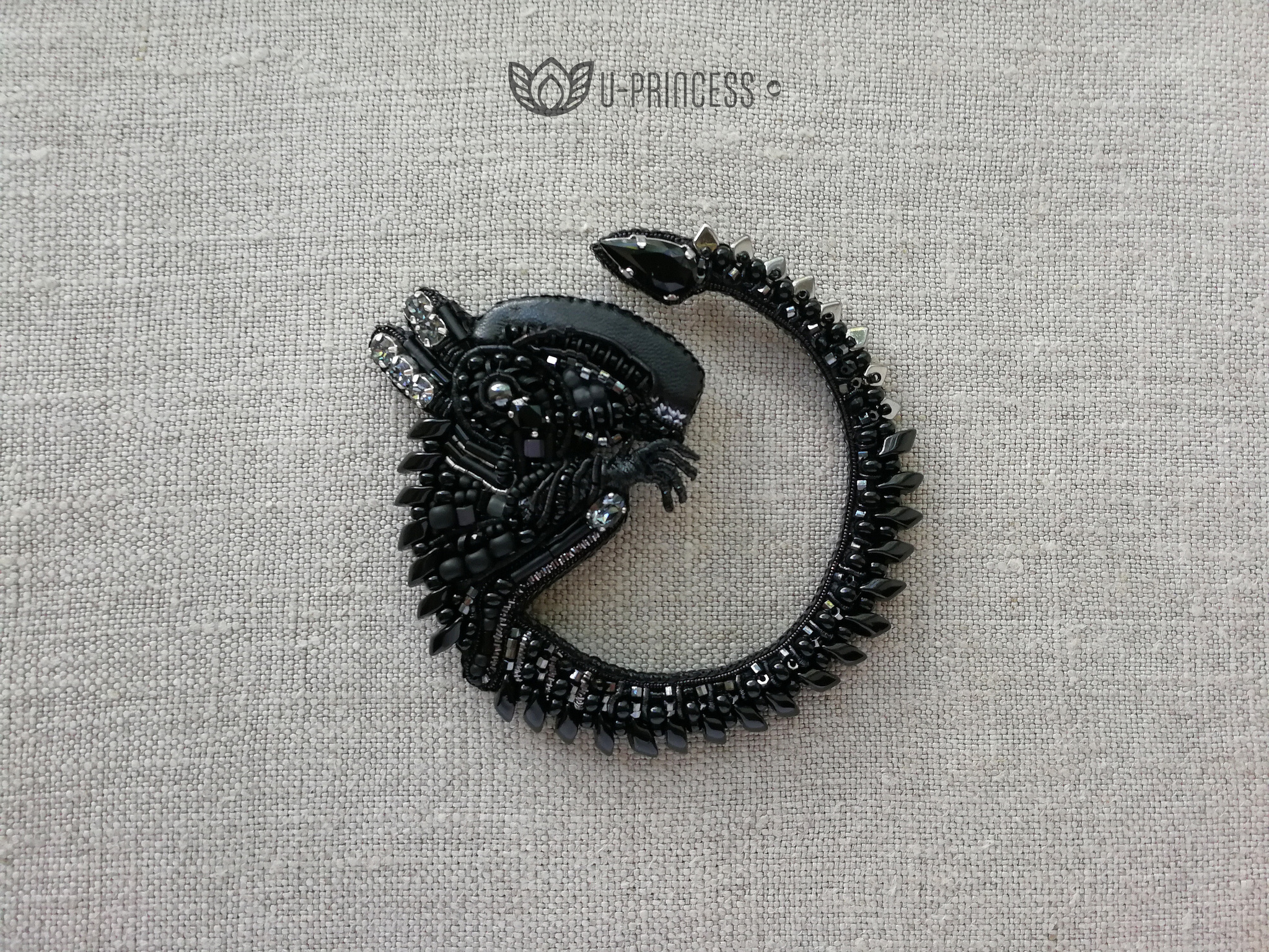 Xenomorph Squad (beaded brooches) - My, Beads, Brooch, Stranger, Handmade, Needlework without process, Hobby, Embroidery, Xenomorph, Longpost