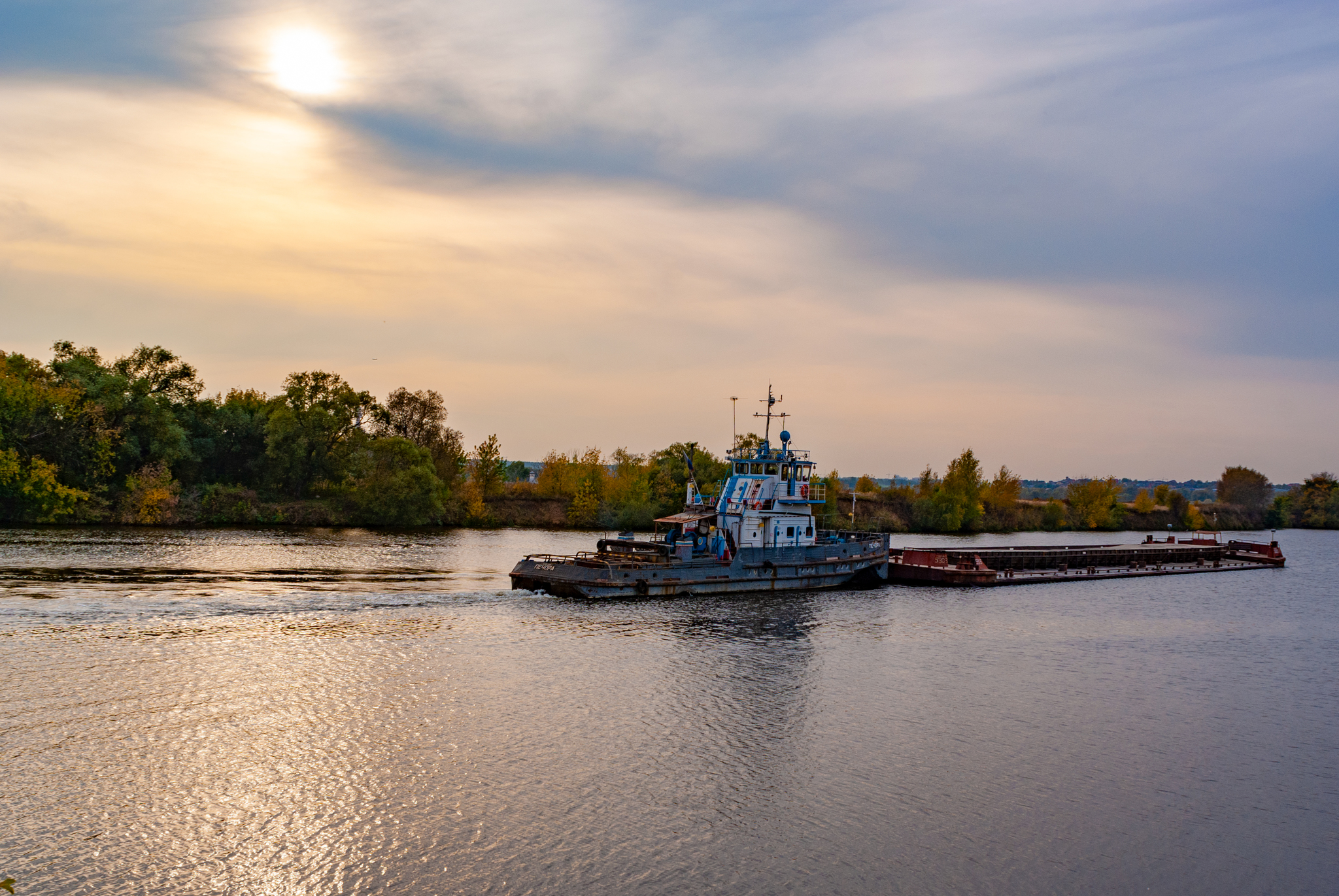 Sunset on the river - My, The photo, Vessel, Barge, River, Lytkarino, Sunset