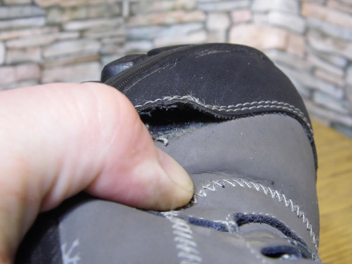 The polymer part on the toe of the boots tore - My, Shoe repair, Wet noses, Patch, Mat, Longpost, Shoes