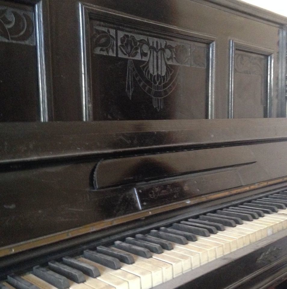 Found an old Hoelling and Spangenberg piano in an abandoned place - My, Dnipropetrovsk, Dnieper, Abandoned house, Abandoned, Ekaterinoslav, Fuck aesthetics, Longpost