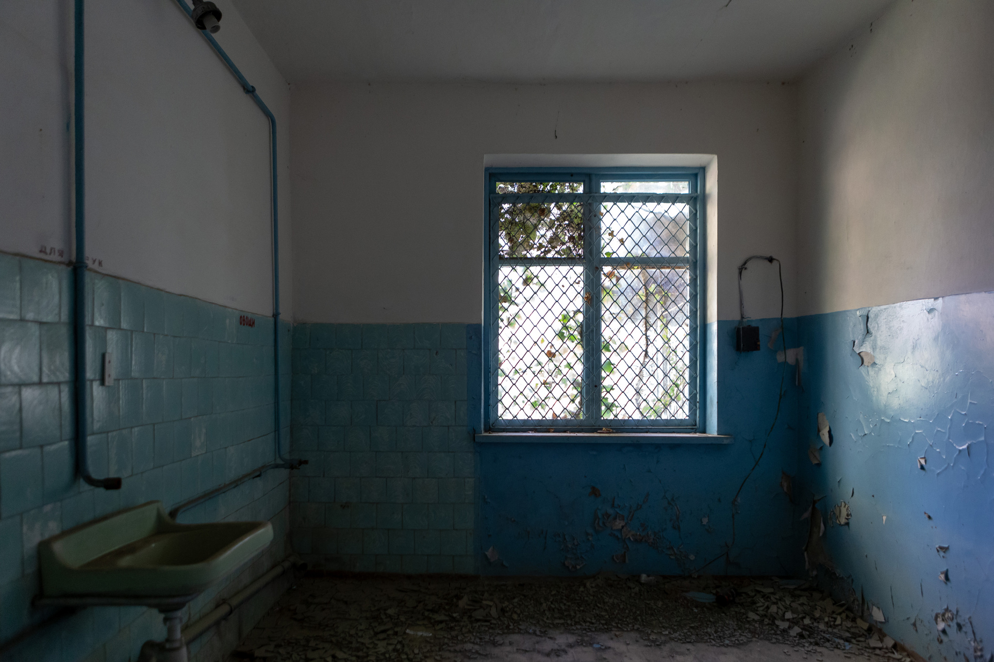 Photo session at an abandoned recreation center (water, clay, she cleaned the floors) - My, Recreation center, Abandoned, The photo, Photographer, Architecture, Longpost