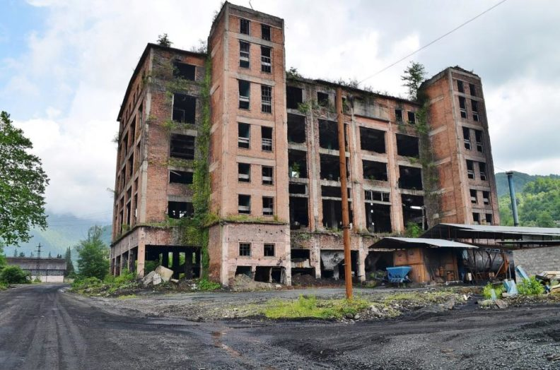 Ghost town of Tkvarcheli - Tkvarcheli, Abandoned, Urbanfact, Abkhazia, Video, Longpost