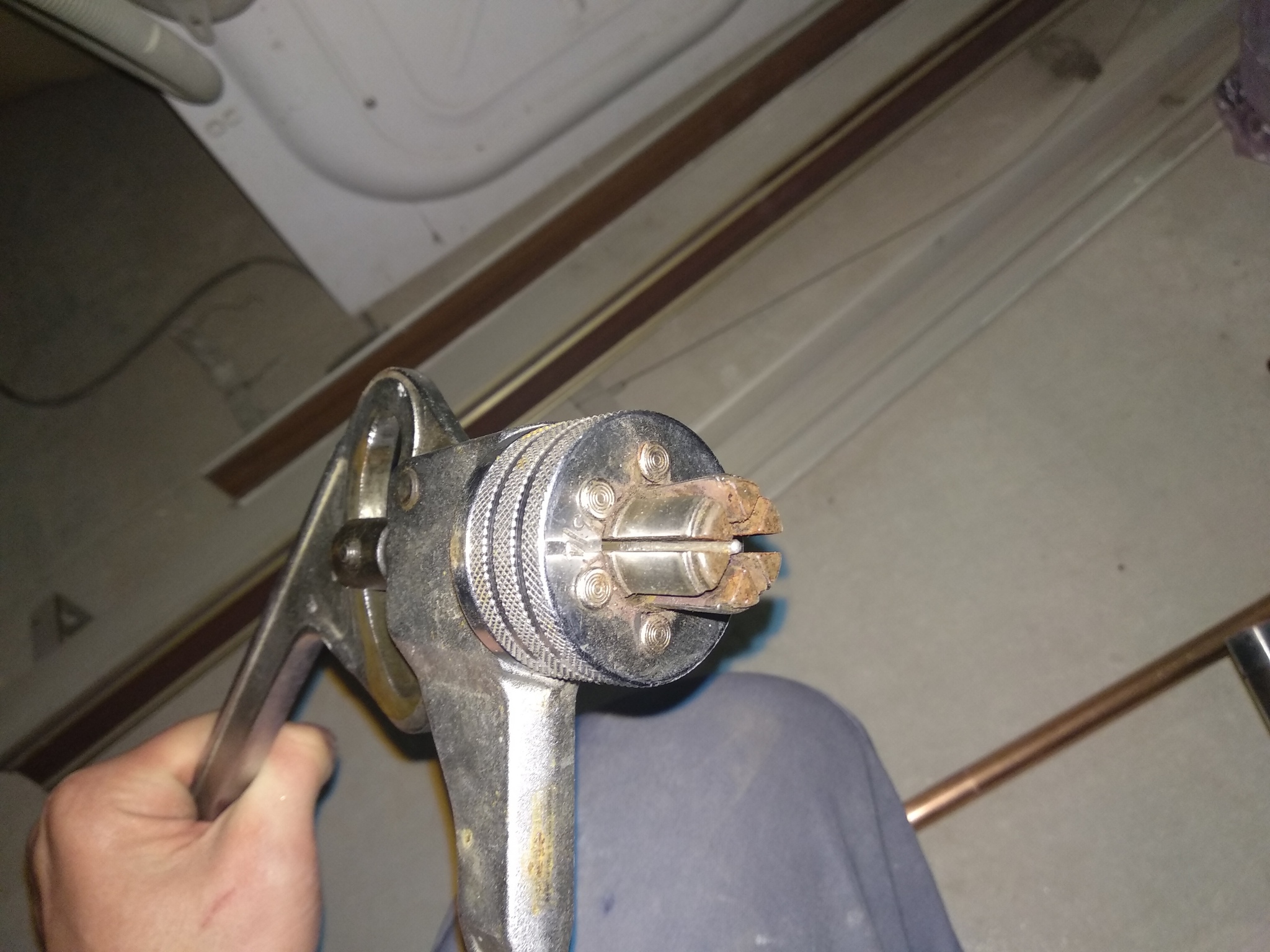 Connecting heating radiators - My, Heating, Repair, Video, Longpost