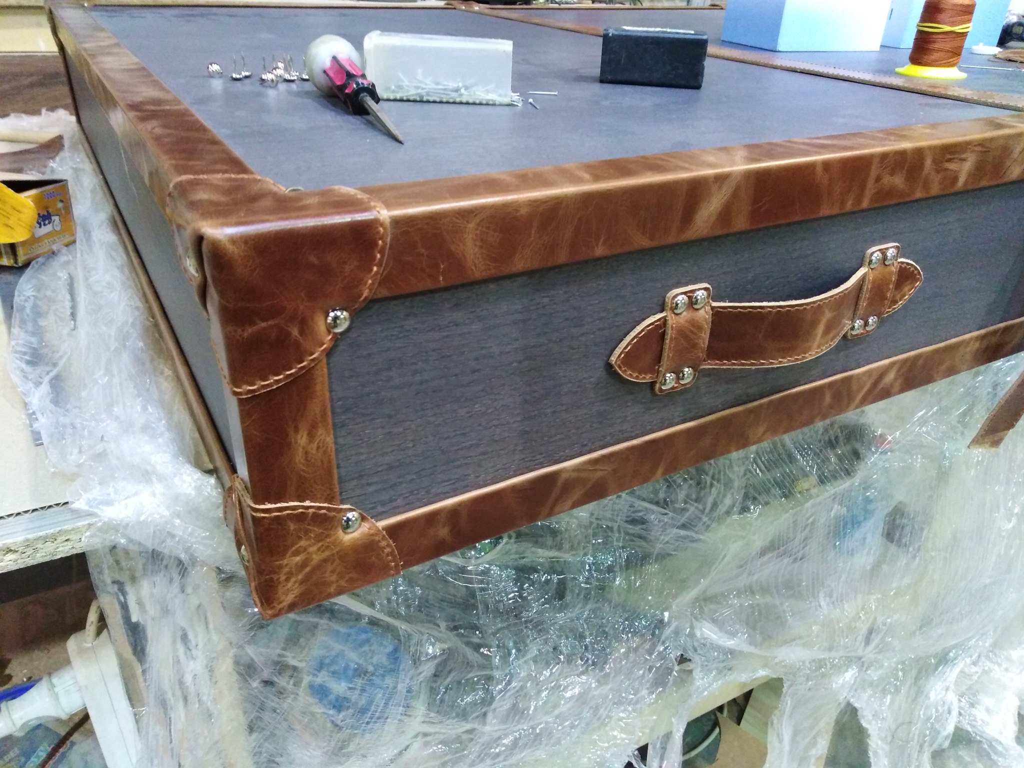 Table-suitcase for magazines - My, Needlework with process, Leather, Suitcase, Table, Longpost