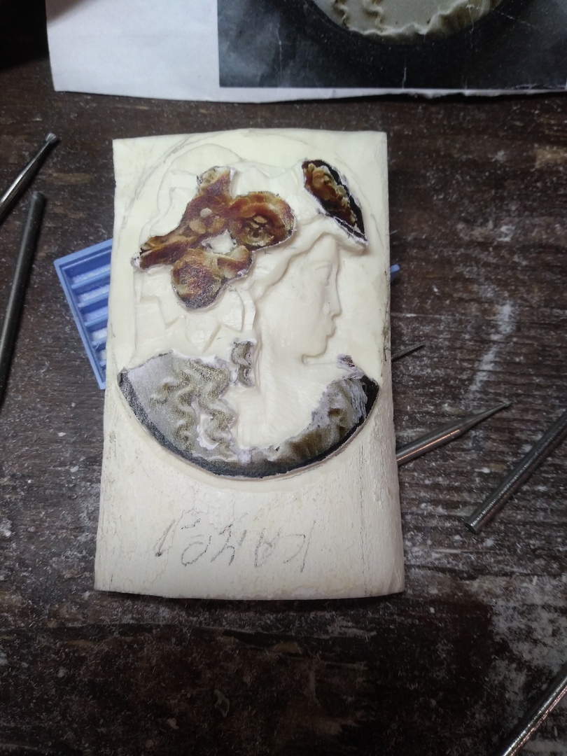 Brooch with cameo made of bone (part 1) - My, Needlework with process, Thread, Bone carving, cameos, Longpost, Handmade