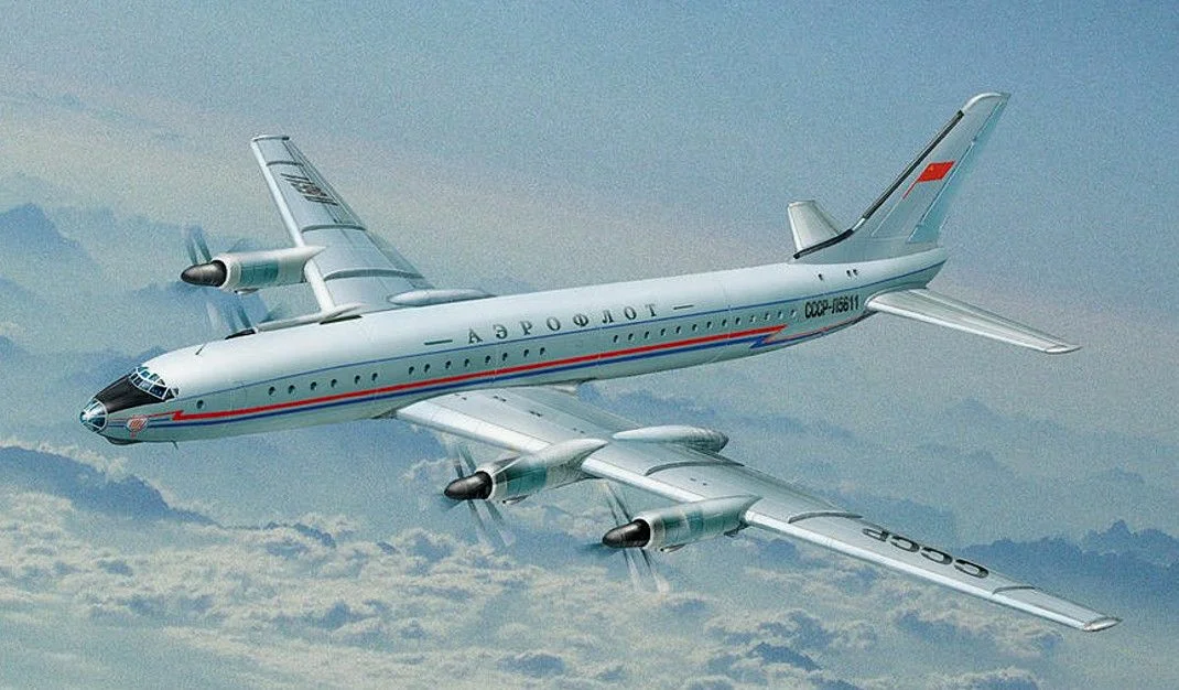 Why did the Tu-114 plane need a 4th “landing gear” that doesn’t even reach the ground??? - My, Airplane, the USSR, Made in USSR, Aviation, Story, Longpost