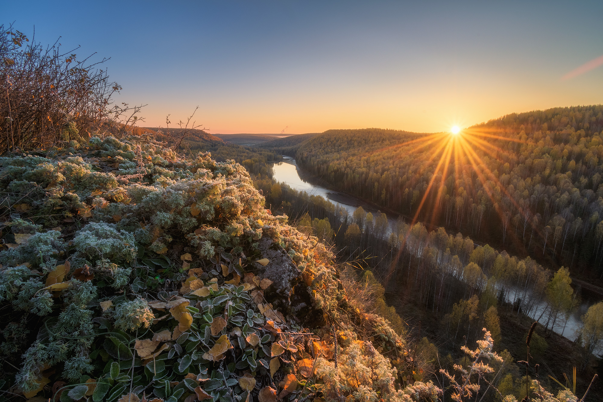 Утро на Косьве - Моё, Пермский край, Осень, Фотография, Пейзаж, Железная Дорога, Россия, Урал, Природа, Красота, Красота природы, Рассвет