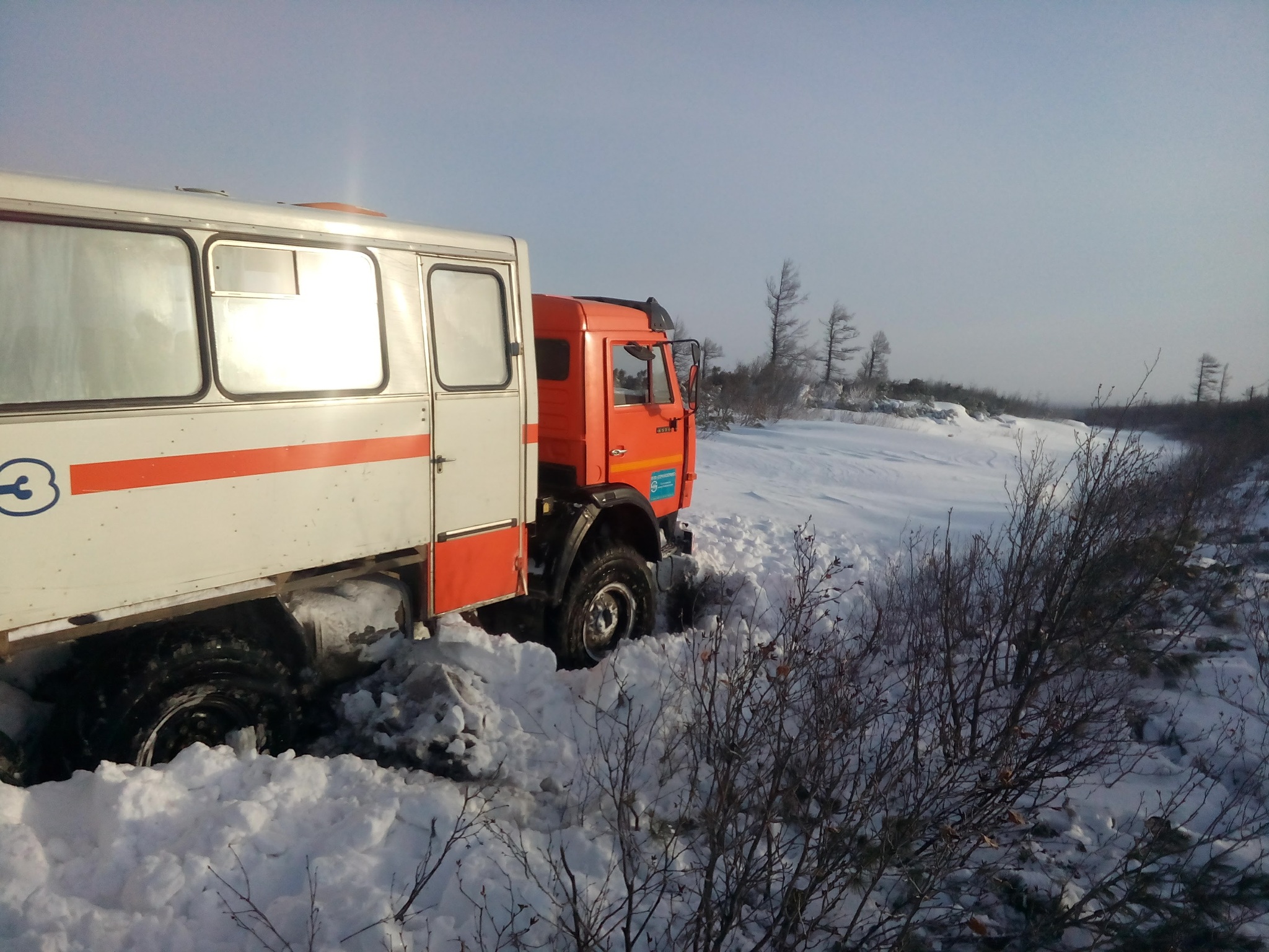 Machines in search of gold. Part two - My, Gold, Technics, Adventures, Taiga, Mat, Snow, Yakutia, Video, Longpost