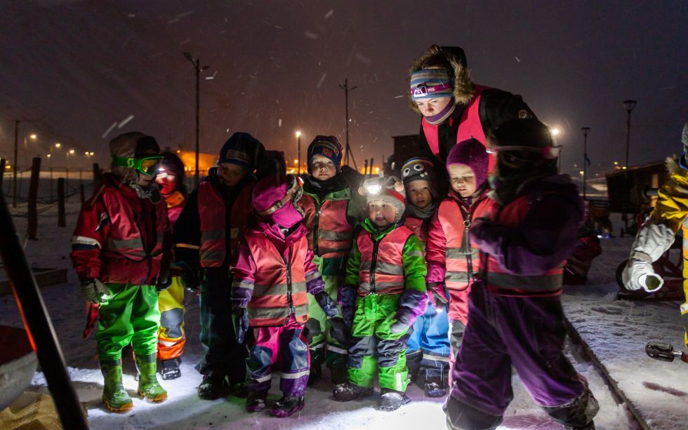 Kindergarten on a polar night - Svalbard, Spitsbergen, Arctic, polar night, Longyearbyen, Longpost, Kindergarten, Children