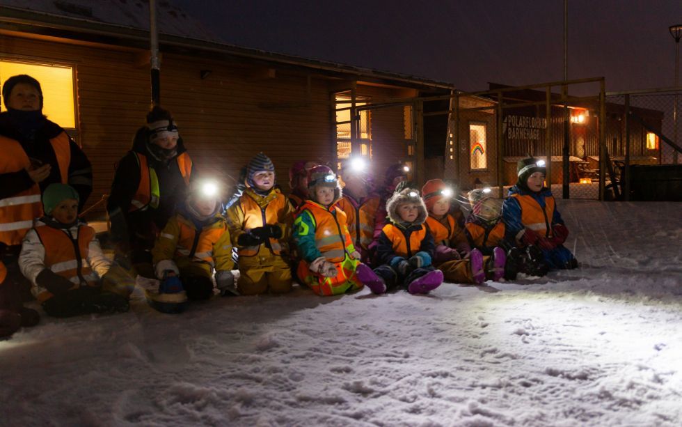 Kindergarten on a polar night - Svalbard, Spitsbergen, Arctic, polar night, Longyearbyen, Longpost, Kindergarten, Children