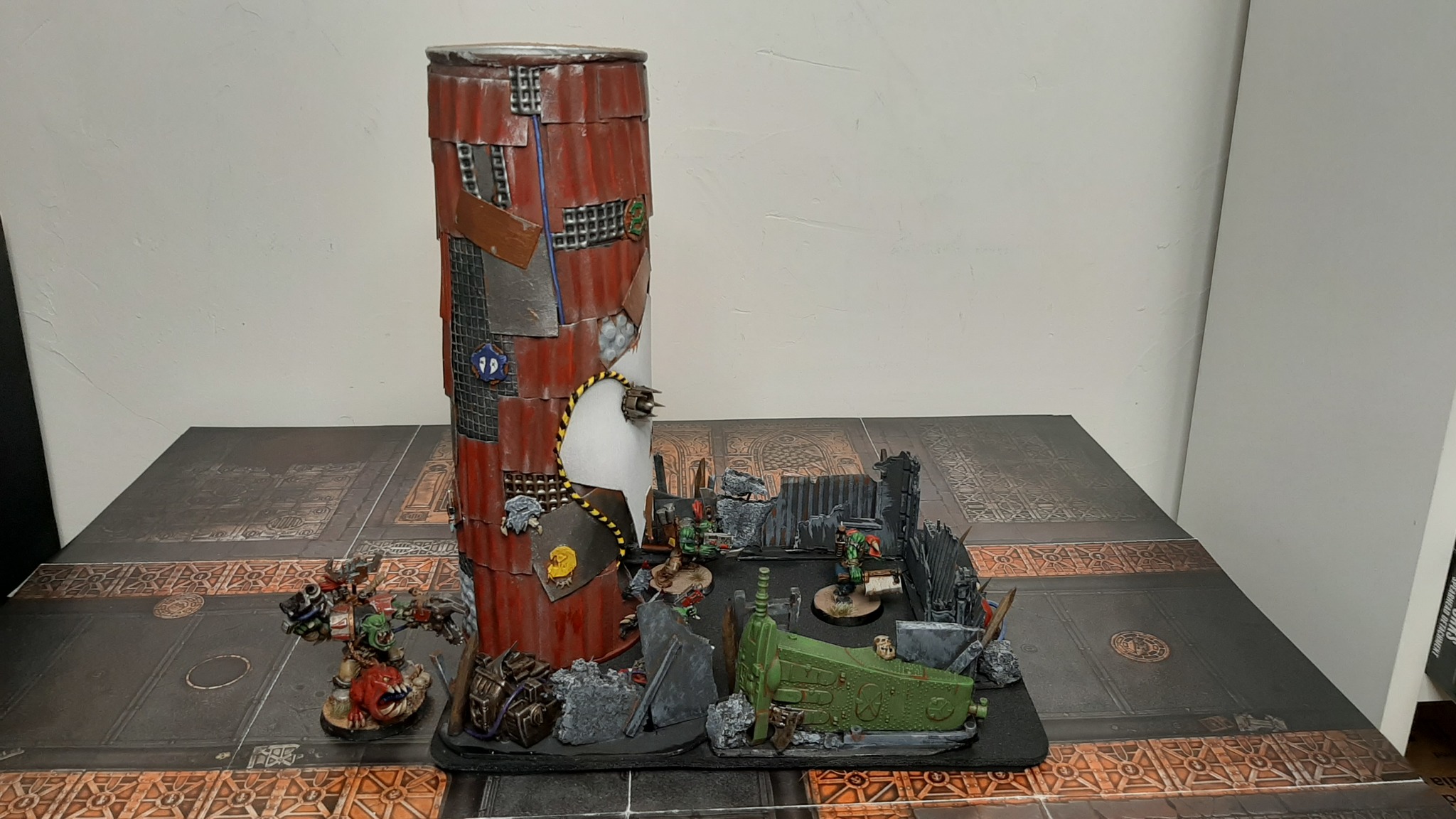 Ork Dice Tower из говна и  палок - Моё, Warhammer 40k, Орки, Видео, Длиннопост