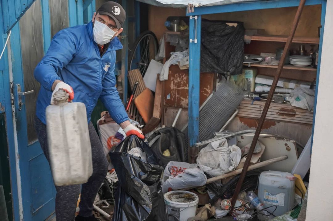 Gelendzhik volunteers helped a disabled person from the village. Maryina Roshcha clean the house of trash and debris - Gelendzhik, Good deeds, Longpost