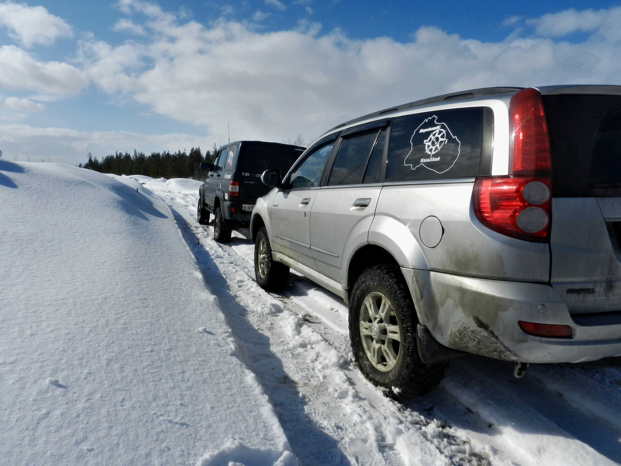 И в снег, и в грязь! Разведка болот в оттепель! Патриот Duster Hower Navara L200 ПерекатиКольский - Моё, Renault Duster, Мурманск, Nissan, Lexus, Great Wall, Mitsubishi, Болото, Снег, Шашлык, Забава, Кольский полуостров, Заполярье, Зима, Весна, Выходные, Веселье, УАЗ, 4х4, Offroad, Внедорожник, Видео, Длиннопост