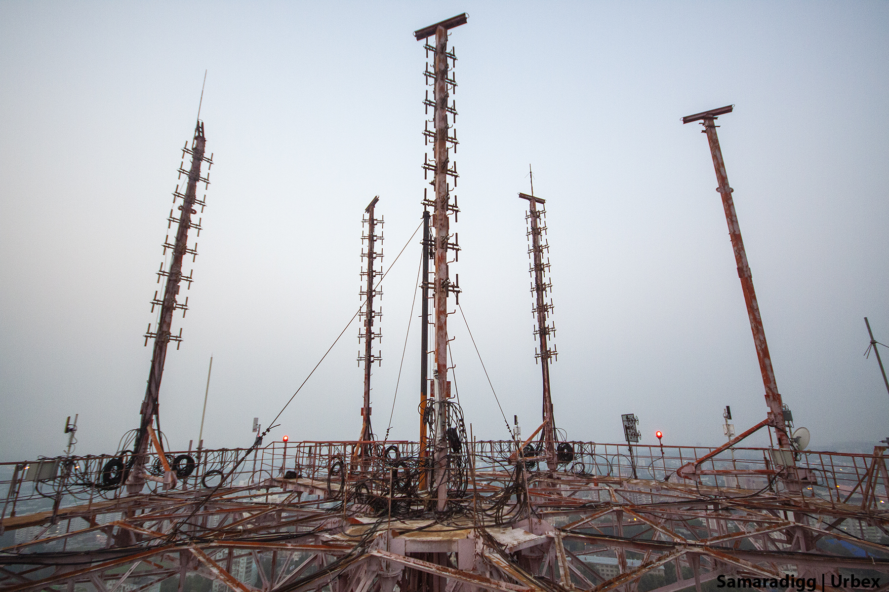 Monument to the birth of mobile communications in the Soviet Union | Altai tower in Samara - My, Urbanphoto, Urbanslucaj, Urbanfact, Communication Tower, Radio tower, cellular, History of the USSR, Urbanturism, Ruffers, Modernization, the USSR, Central Committee of the CPSU, Longpost