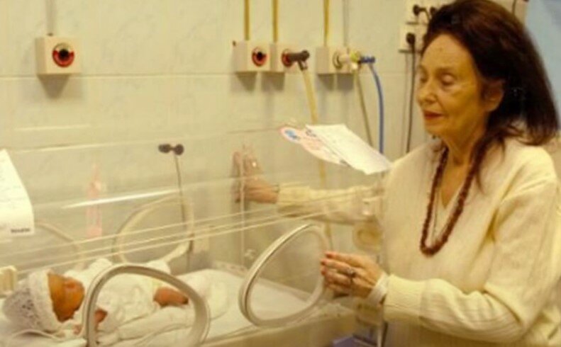 Remember the woman who gave birth at 66 years old? Here's how their lives turned out 15 years later - Parents and children, Pregnancy, Longpost, Elderly, Yandex Zen