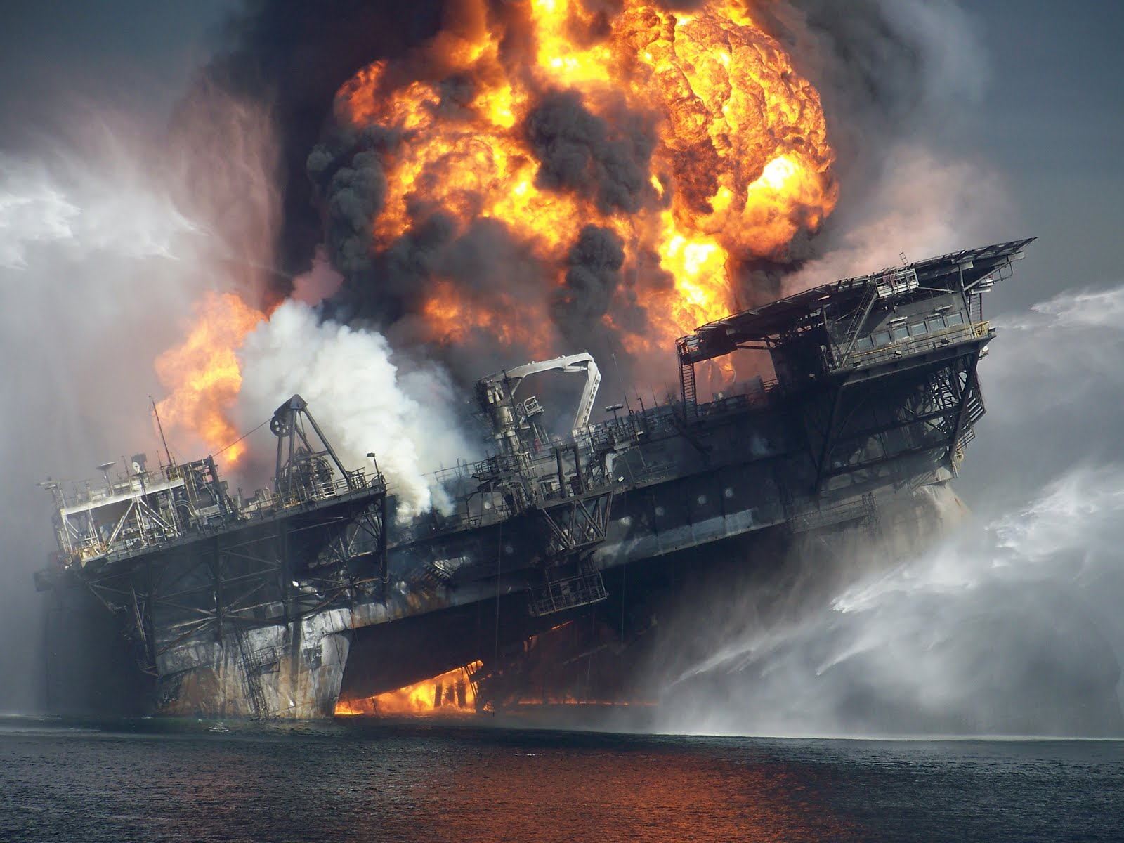 Man-made disasters #8. - My, Cat_cat, Story, Oil, Catastrophe, Fire, USA, Longpost, Technological disaster