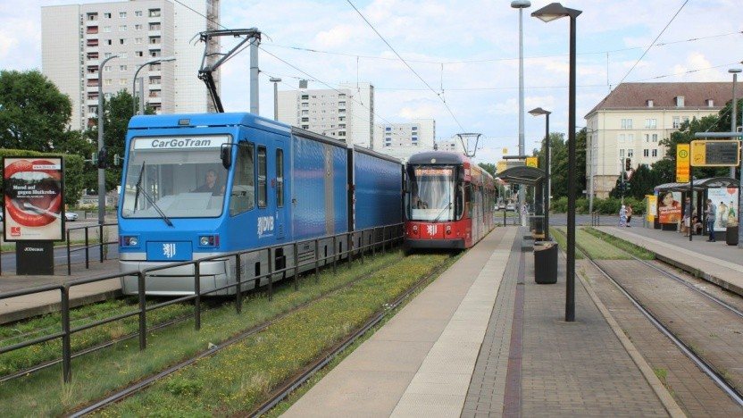 Freight tram sunset - Railway, Tram, Dresden, Russia, Europe, Cargo transportation, Video, Longpost, Informative