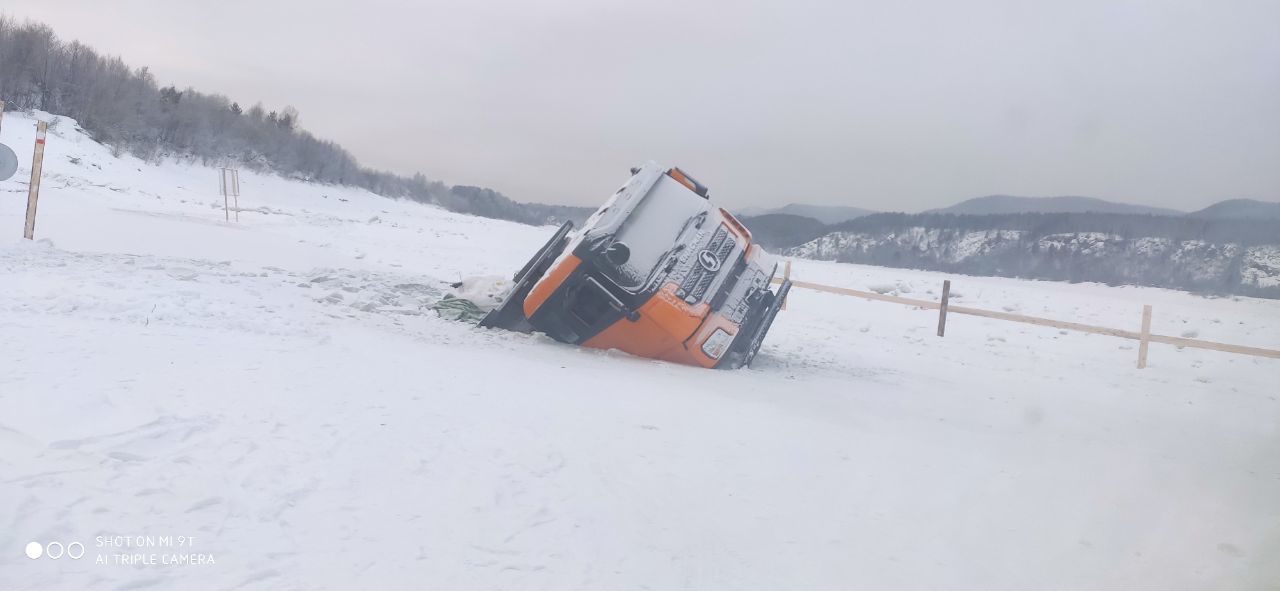 “Delay of the opening of the ice crossing” or how 25 tons of saltpeter were drowned in the river - My, State of emergency, Inaction, Crossing, Cargo transportation, Longpost