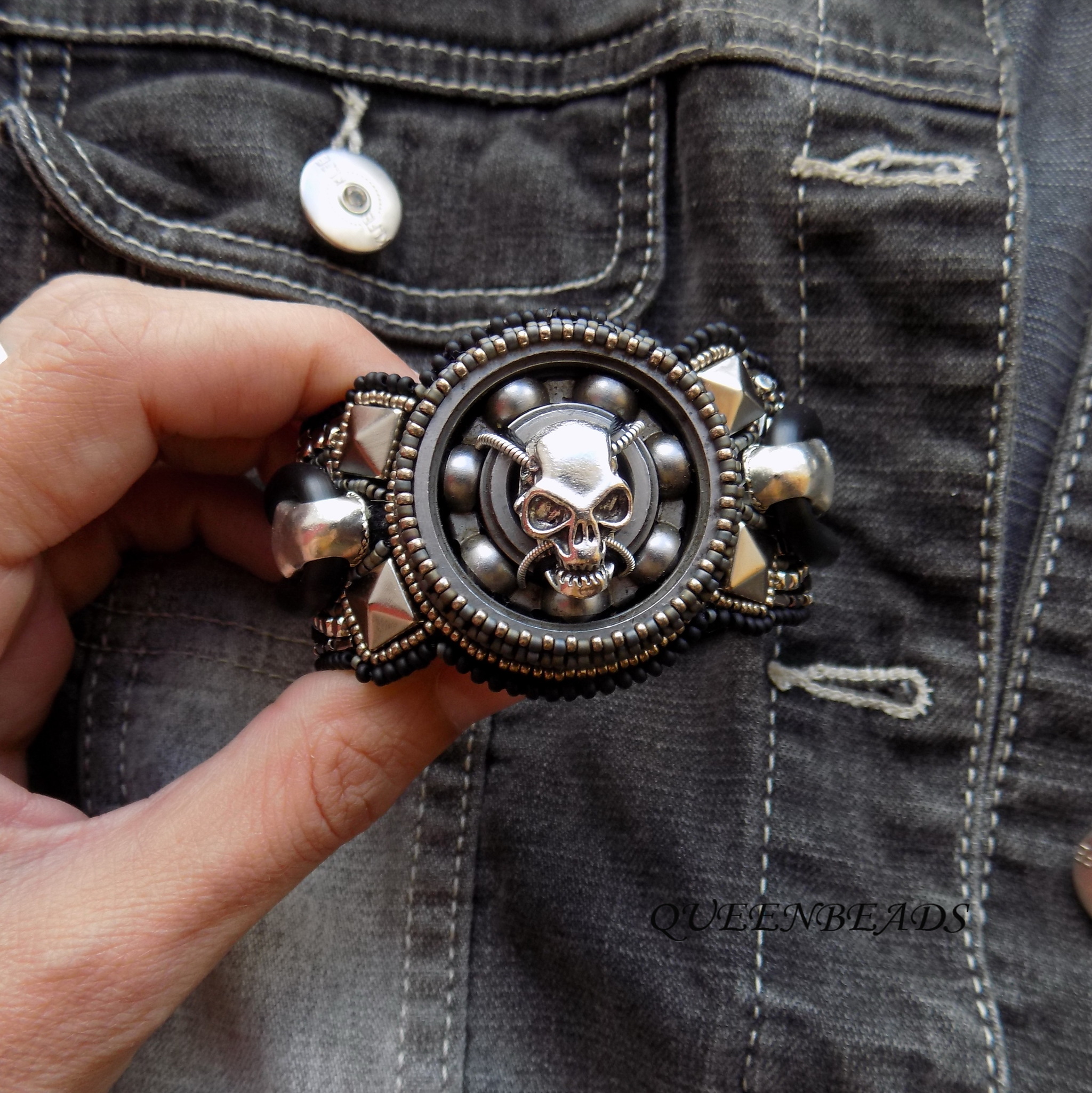 Bracelet with skulls - My, Decoration, Beads, A bracelet, Needlework without process, Scull, Longpost