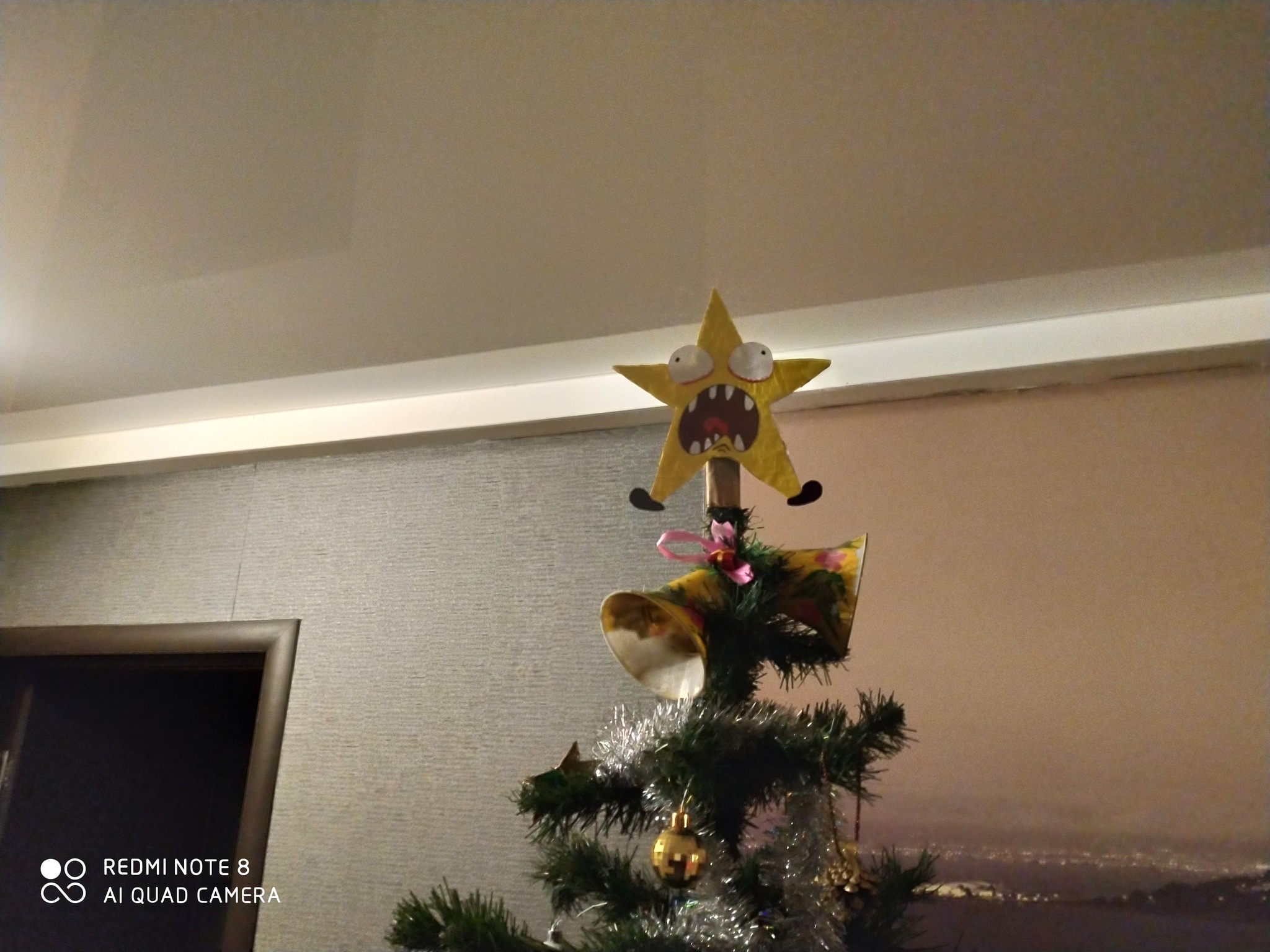 In the wake of posts, so to speak - My, Stars, Christmas tree, Pain, A wave of posts