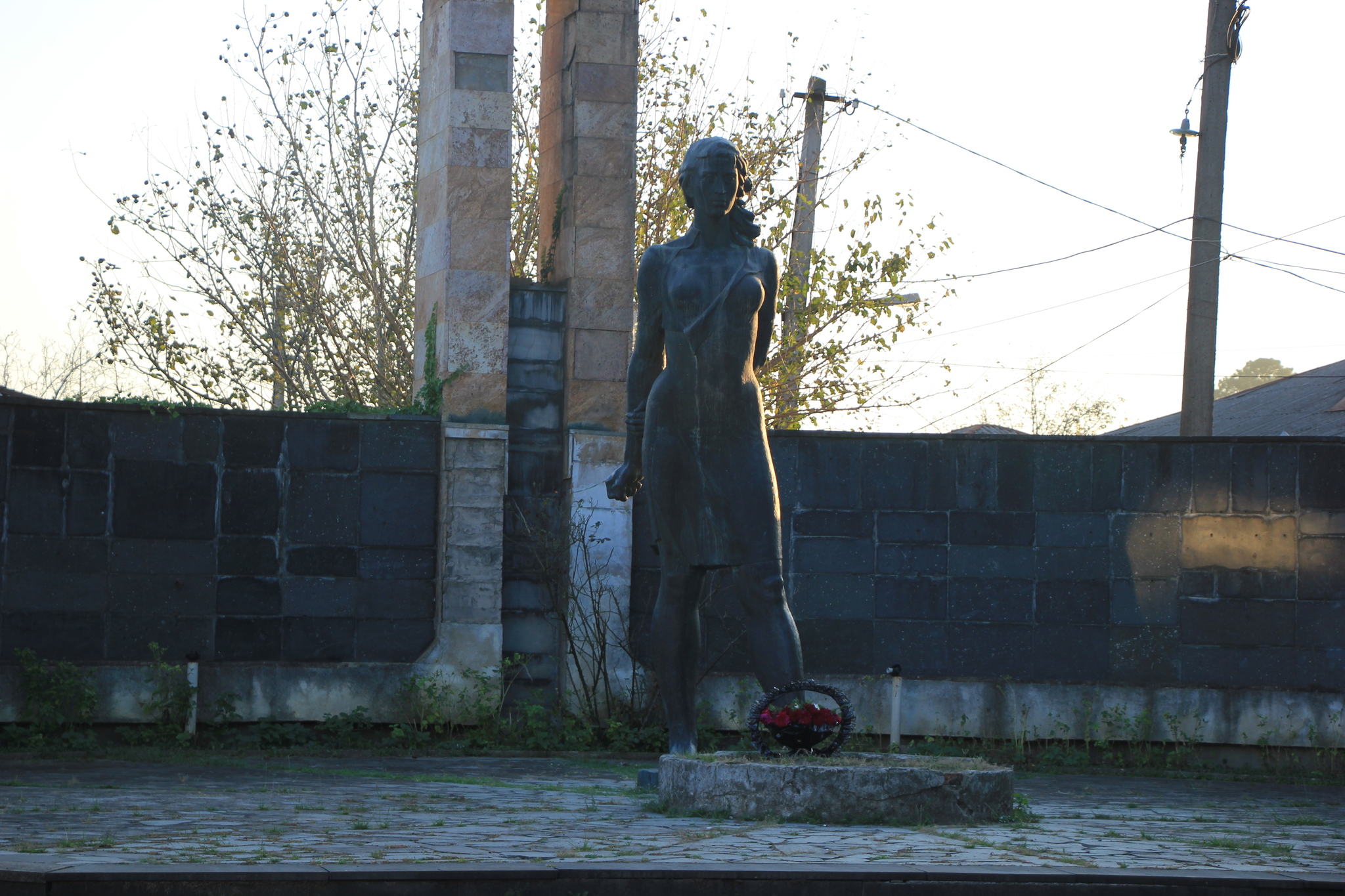 Stalinists? Communists? - Will you give me freedom?! - My, Georgia, Houri, BB, Monument, Longpost