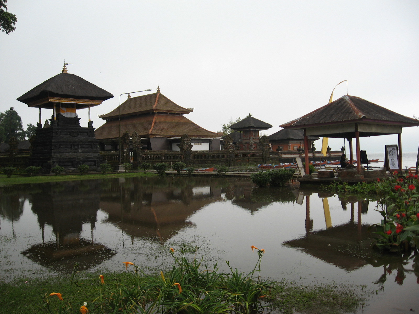 Tanah Lot is a temple washed by the sea. And two temples in the middle of a lake, lost in the jungle. Bali - My, Bali, Asia, Travels, Longpost