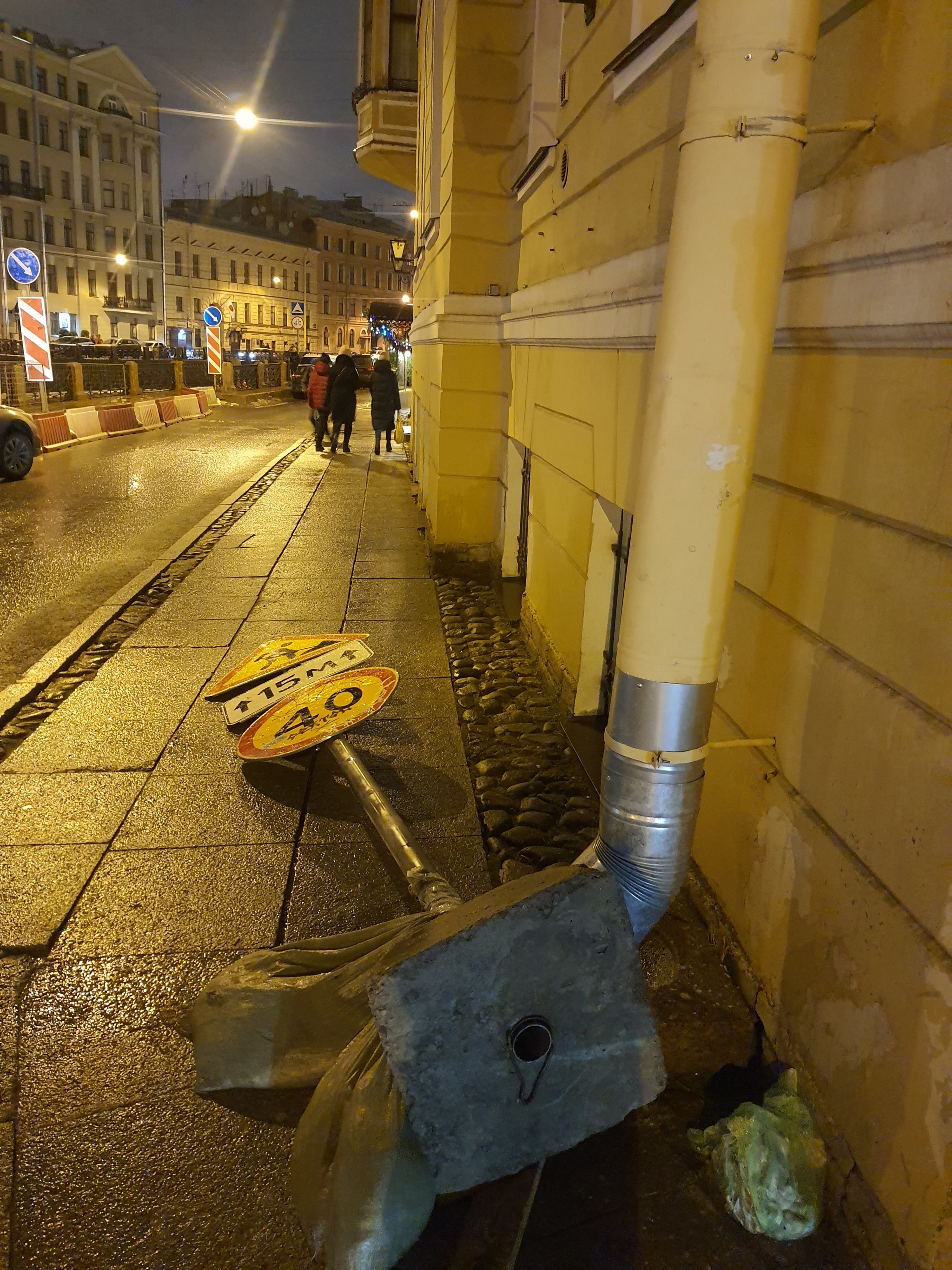 Walk around St. Petersburg. New Year's. Continuation. Christmas tree and what's around - My, Saint Petersburg, New Year, Mood, Christmas trees, Longpost