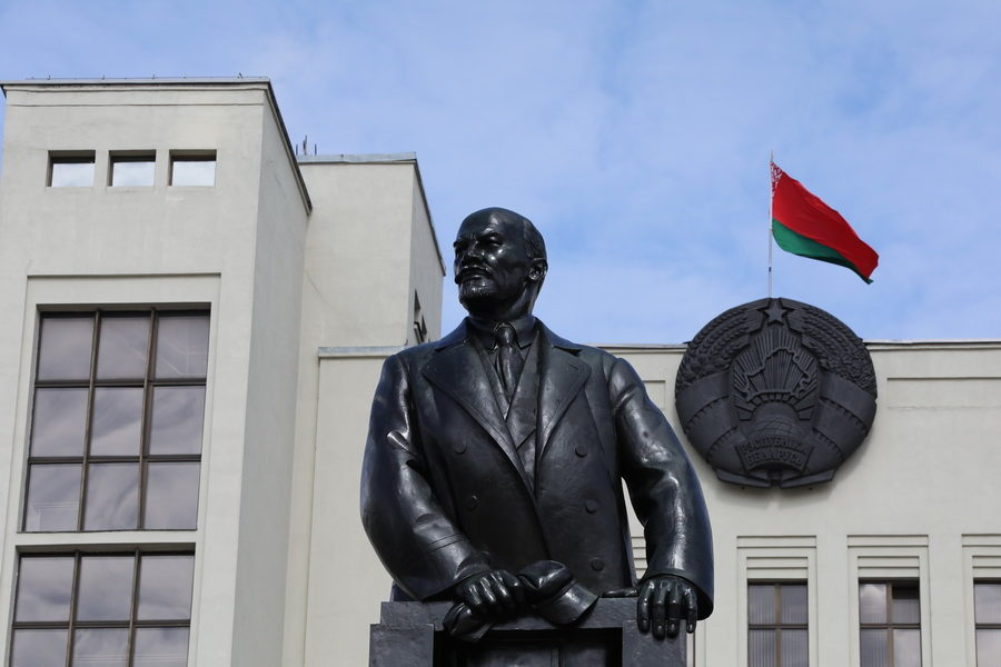 Памятник дьяволу - Минск, Памятник, Картинки, Республика Беларусь, Политика, Ленин