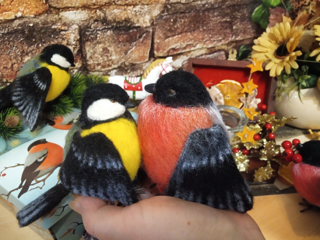 New Year's birds - My, Needlework without process, With your own hands, Needlework, Dry felting, New Year, Bullfinches, Author's toy, Wool toy, Longpost