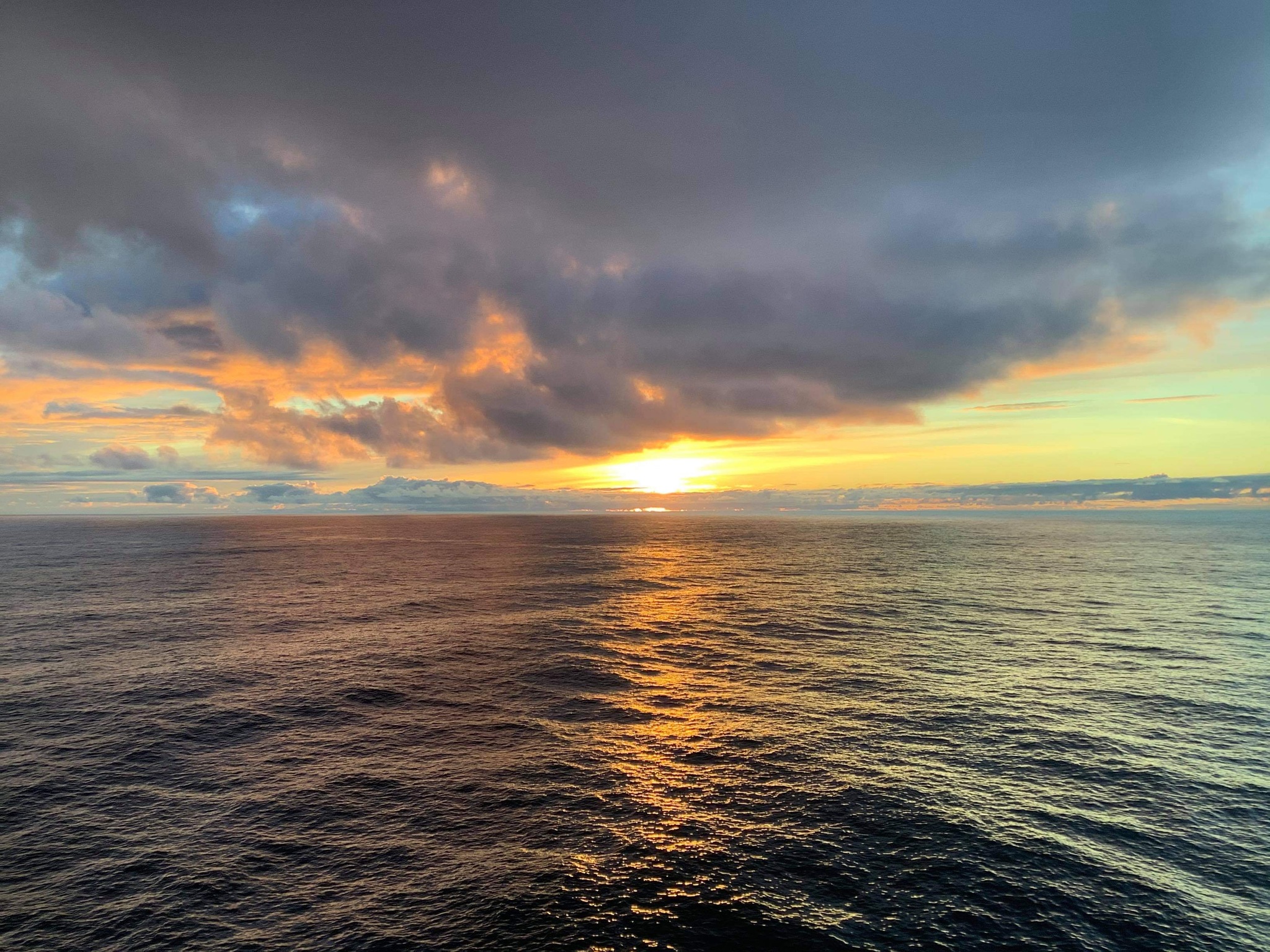 Just yesterday's sunset from the Johan Sverdrup platform - My, Sunset, beauty, Sea, Norway