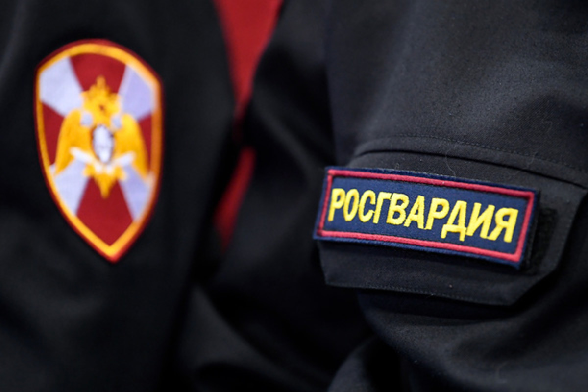 In St. Petersburg, security forces detained a bus with false special forces - Negative, Saint Petersburg, Ministry of Internal Affairs, Special Forces, Rosgvardia, Znakcom, Society