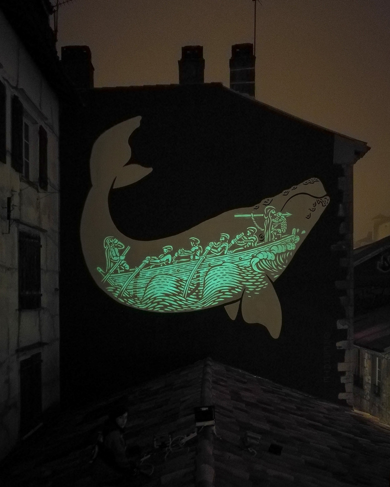 Mysterious mural - The photo, France, Mural, Luminescence, Unusual, beauty, Sailors, Whale, Longpost