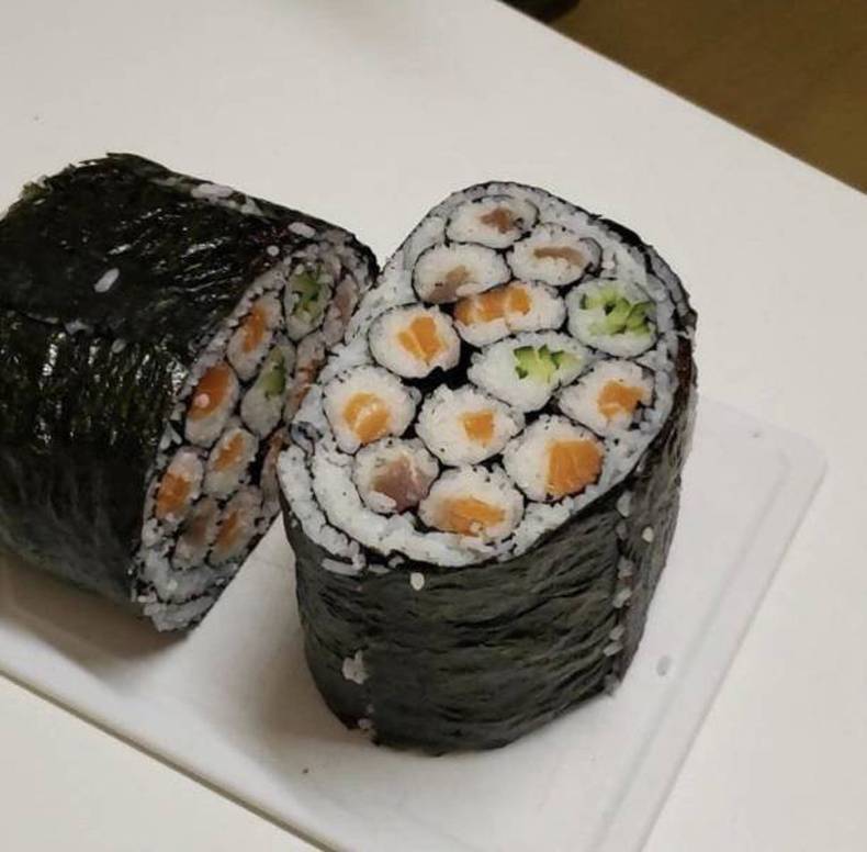 So as not to go twice - Sushi, Giants, Rolls