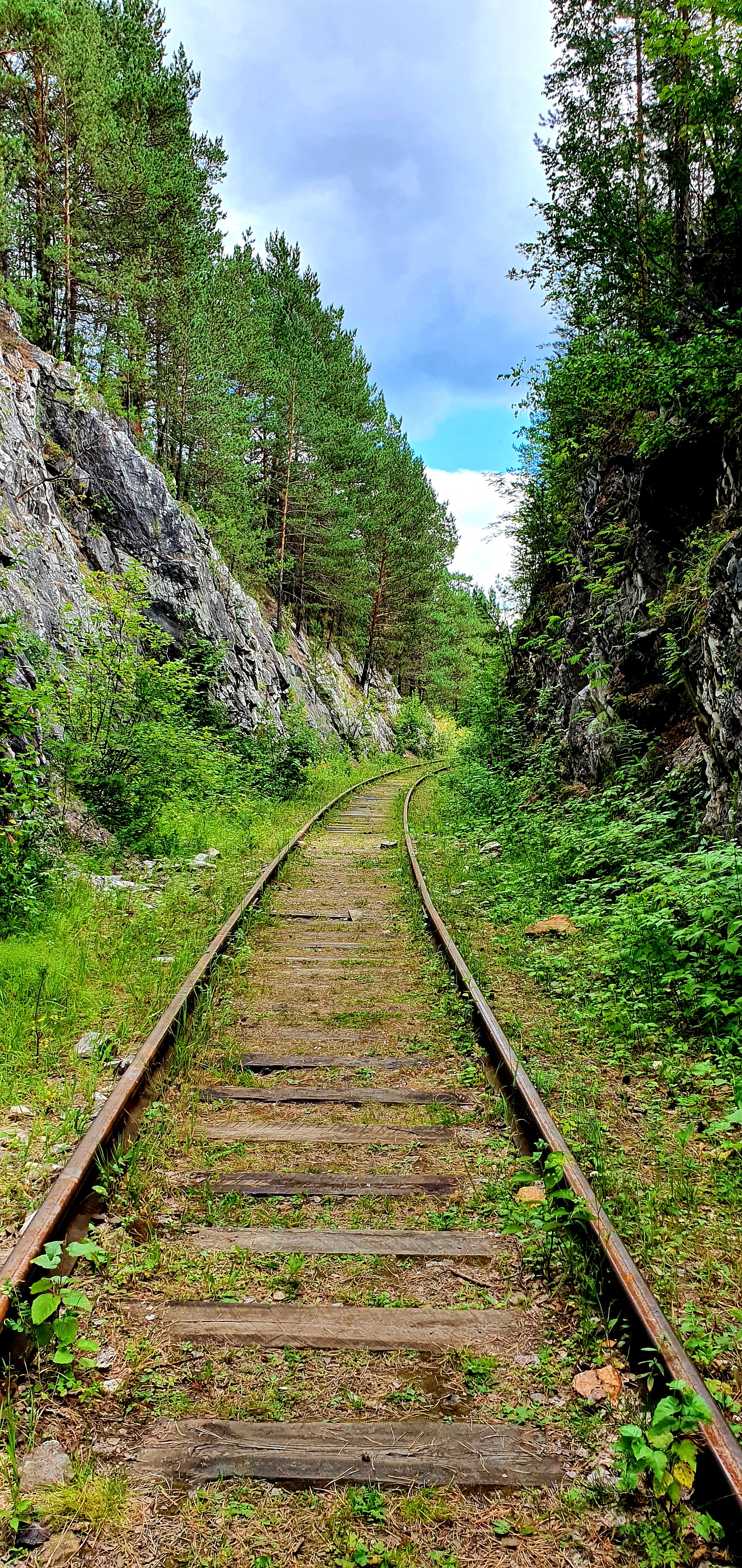 Abandoned railway in Salair - My, Railway, Abandoned, Salair, Longpost, The rocks