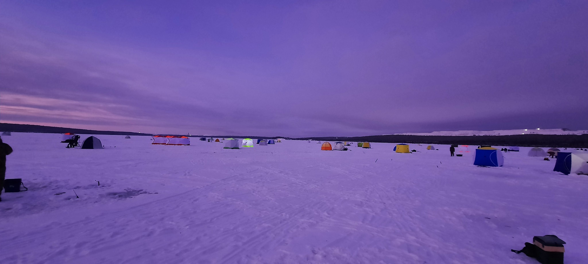 Night lights on ice - My, Fishing, Night shooting, Lake, Longpost