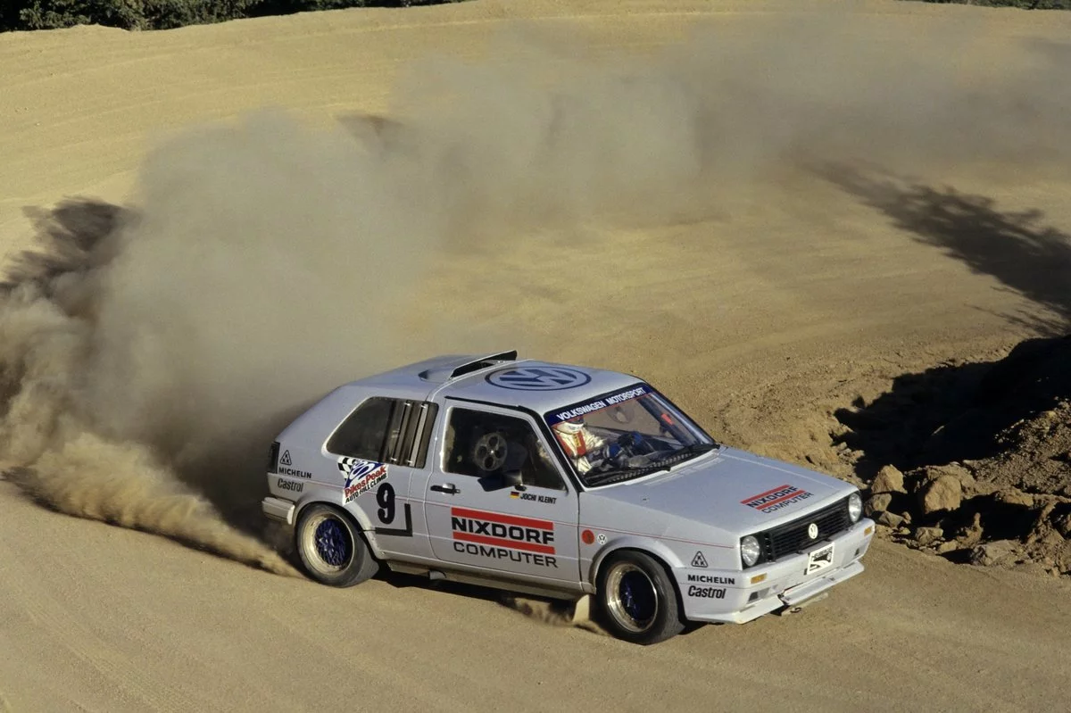 Два мотора-один Volkswagen. История автомобиля, который едва не выиграл  Pikes Peak | Пикабу