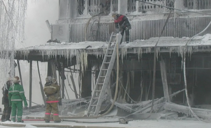 The Novosibirsk Central Department Store burned down: why did this emergency become so resonant? - My, Fire, Novosibirsk, Winter, Local history, Story, Longpost