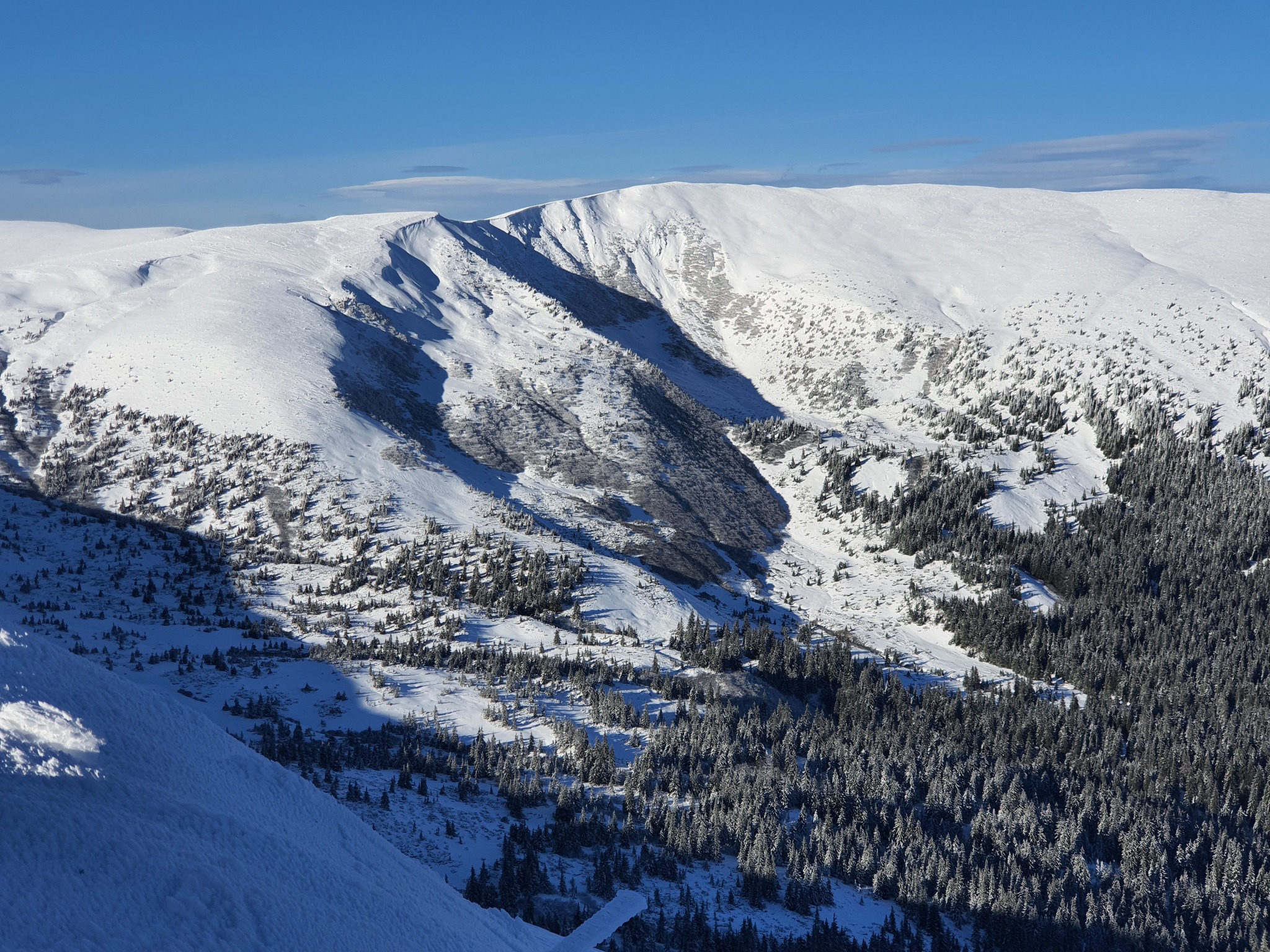 Ukrainian Carpathians - The photo, Nature, Carpathians, The mountains, Snow, Longpost