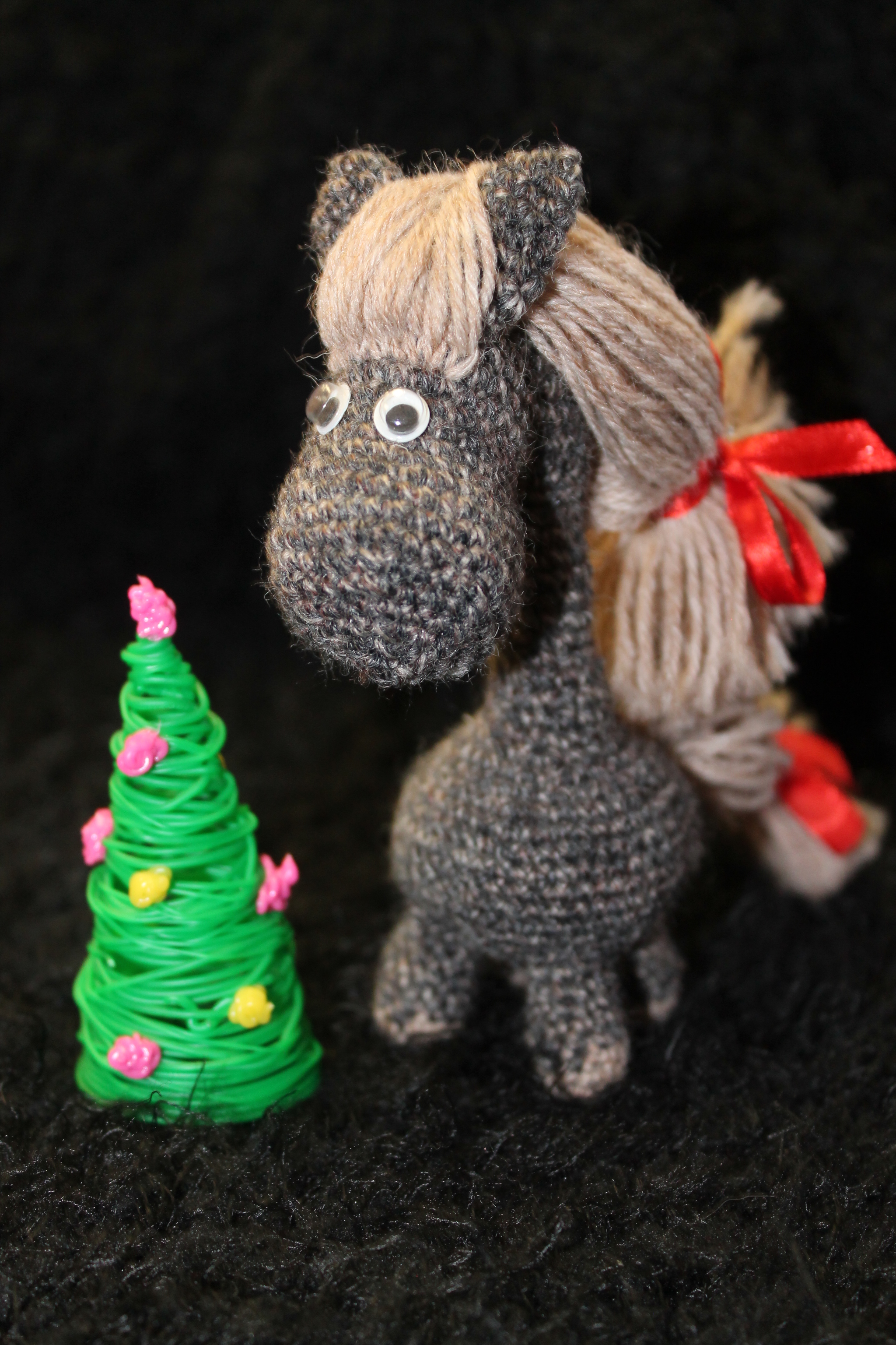 Good friends - My, Needlework without process, Amigurumi, Crochet, Handmade, Knitted toys, Needlework, Longpost, Horses, Giraffe