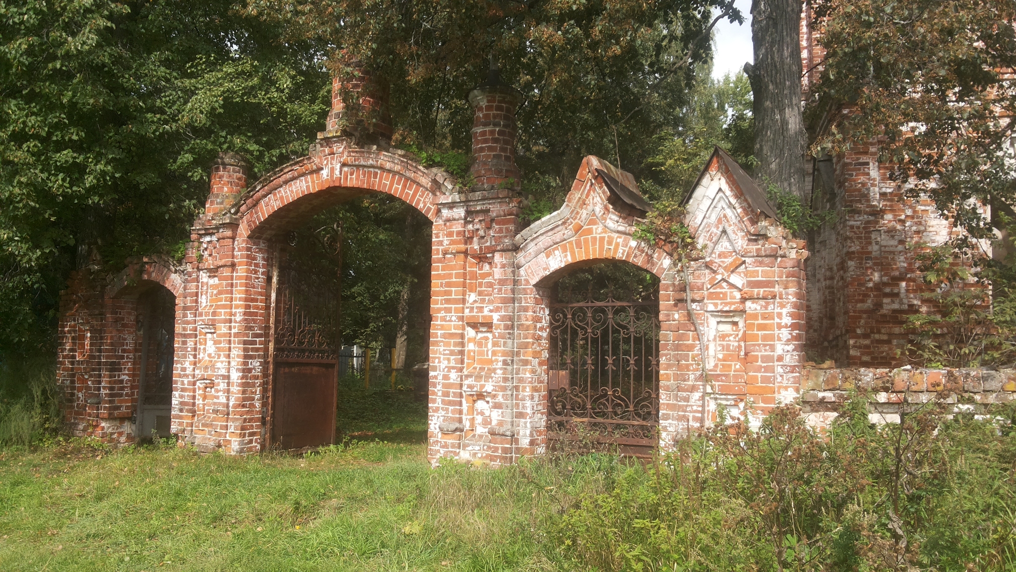 Abandoned church. Nizhny Novgorod Region - My, Cemetery, Cross, Nizhny Novgorod Region, Church, Longpost, The photo