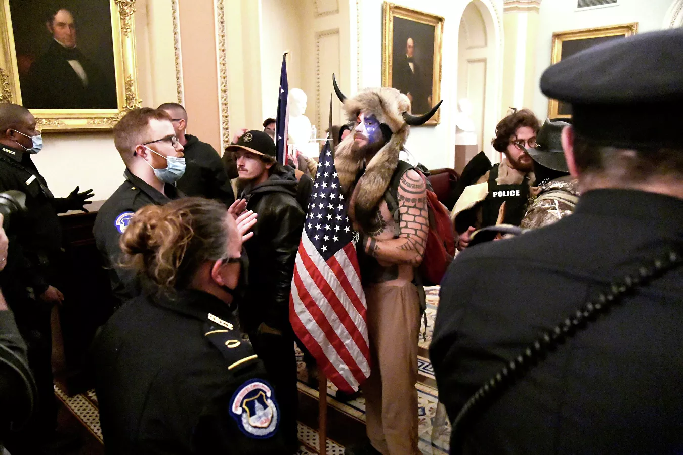 In the United States, charges were brought against the “Viking” who broke into the Capitol - Politics, USA, US elections, Protest, Longpost, Capitol, Storming of the US Capitol (2021)