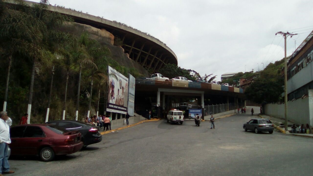 How a shopping center became a prison - Shopping center, Prison, Constructions, Building, Venezuela, Caracas, Longpost, Politics