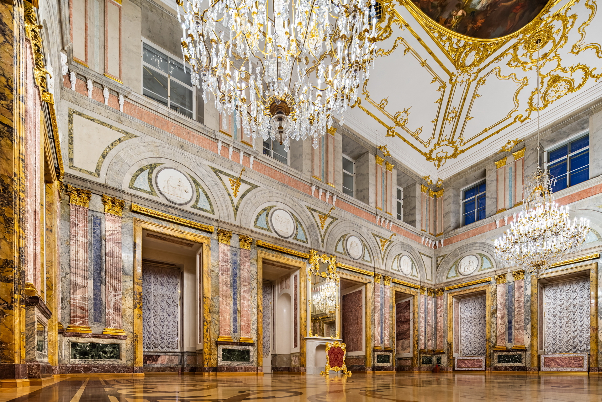Малый мраморный дворец в Санкт-Петербурге