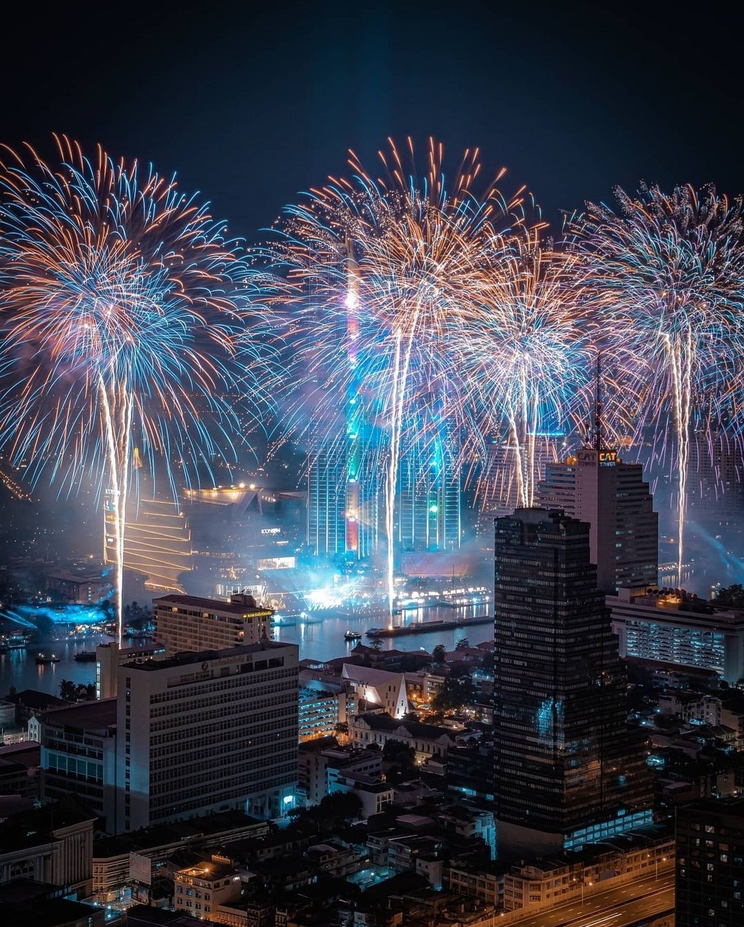 New Year in Bangkok - Thailand, Bangkok, Fireworks, New Year, The photo, Longpost