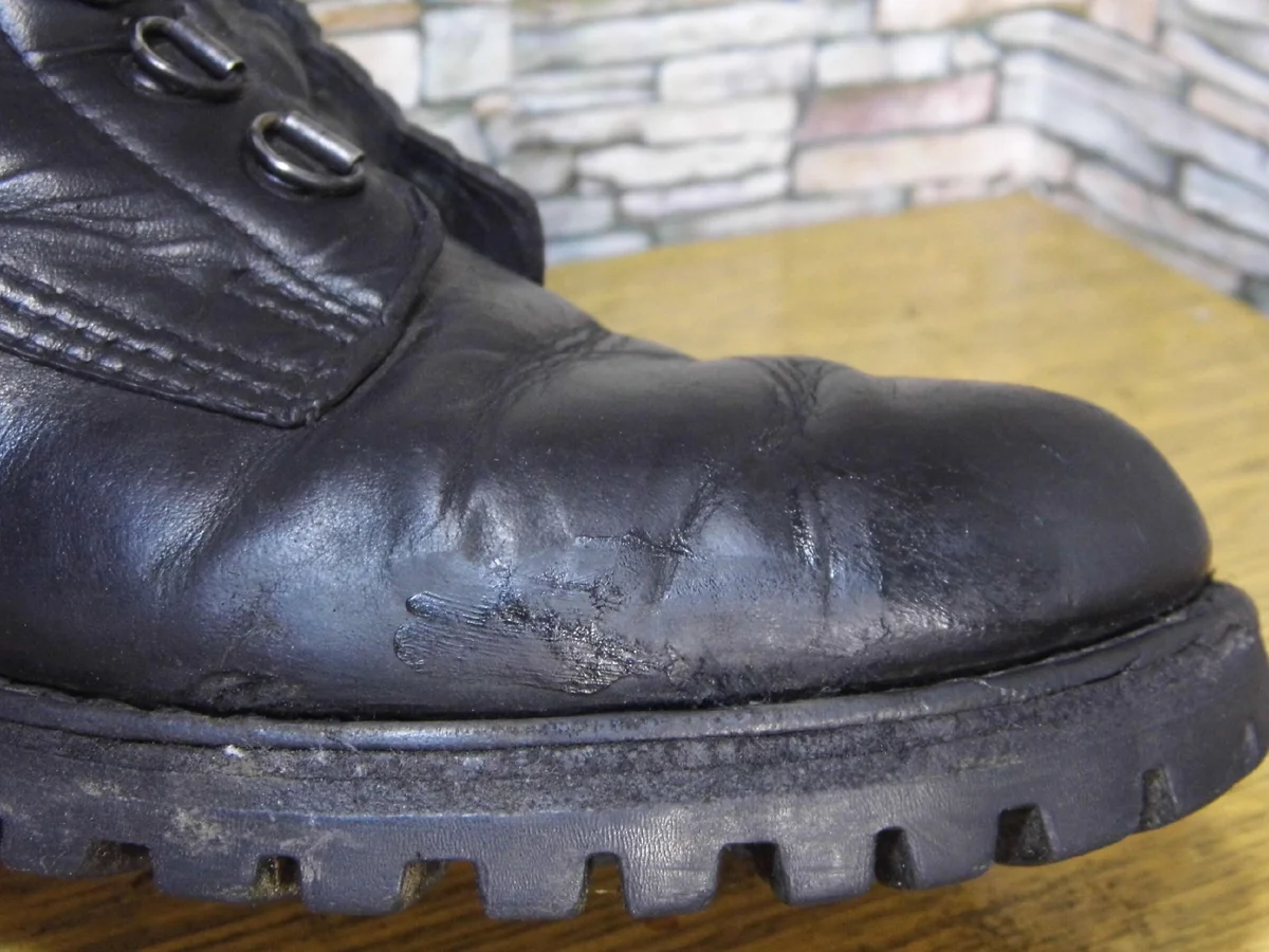 Kicked shoe toes: repair - My, Shoe repair, Shoes, Mat, Longpost