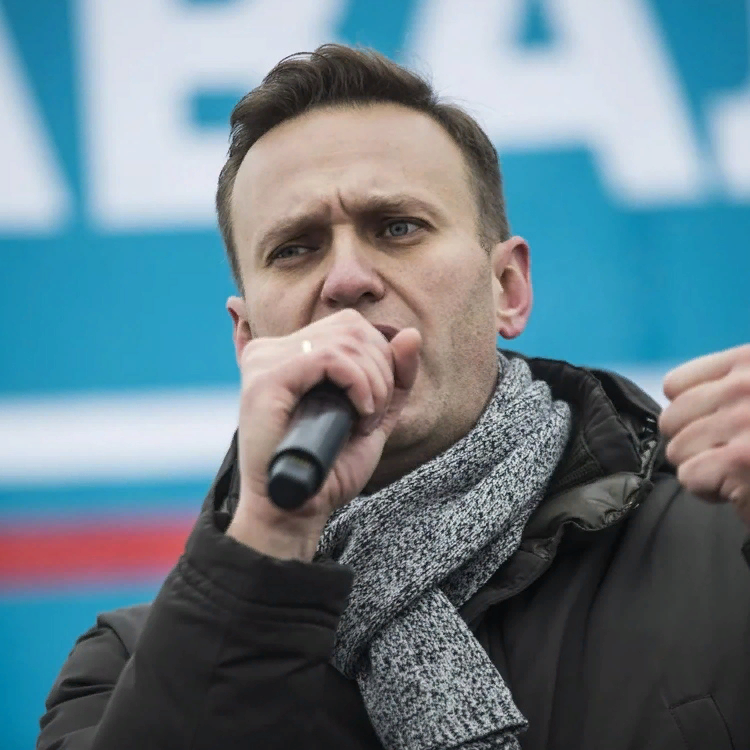 Alexei Navalny was put on the federal wanted list in Russia! - Alexey Navalny, Politics, Russia, Opposition, Criminal case, news, Federal wanted list, Longpost