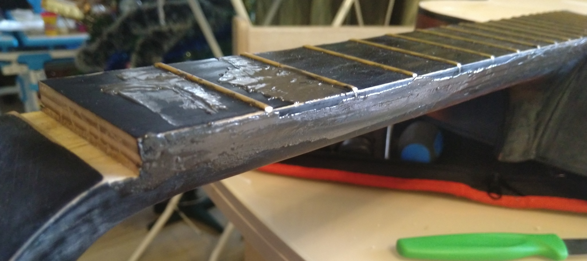 Ремонт и реставрация гитар